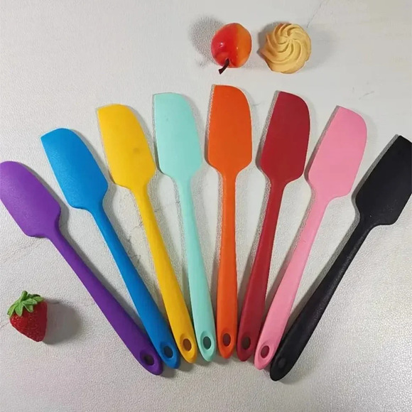 Scraper Spatula - Picture 1 of 8